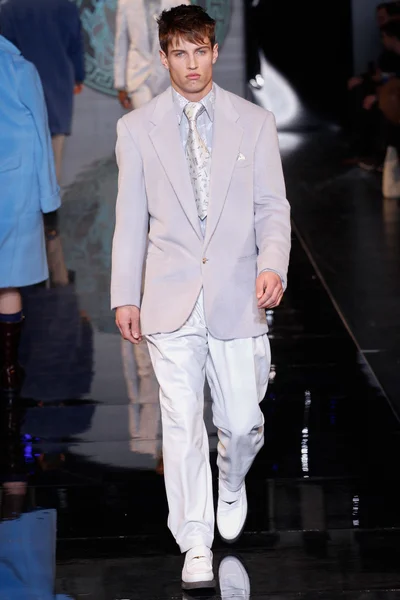Look 47